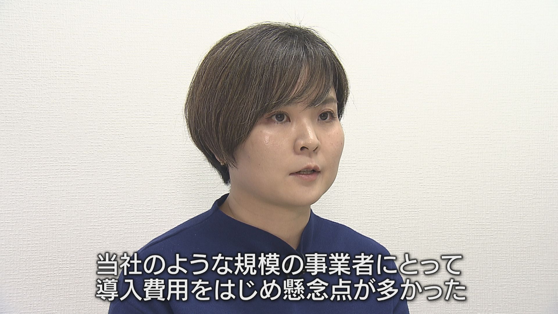 水の中にいる男性AI 生成コンテンツは誤りを含む可能性があります。